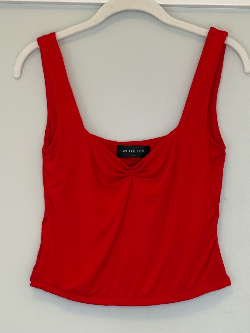 White Fox Red Ruched Scoop Neck Tank Top Size M